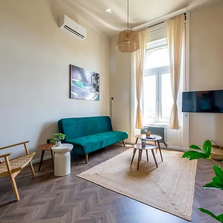 Artpark Apartman *
